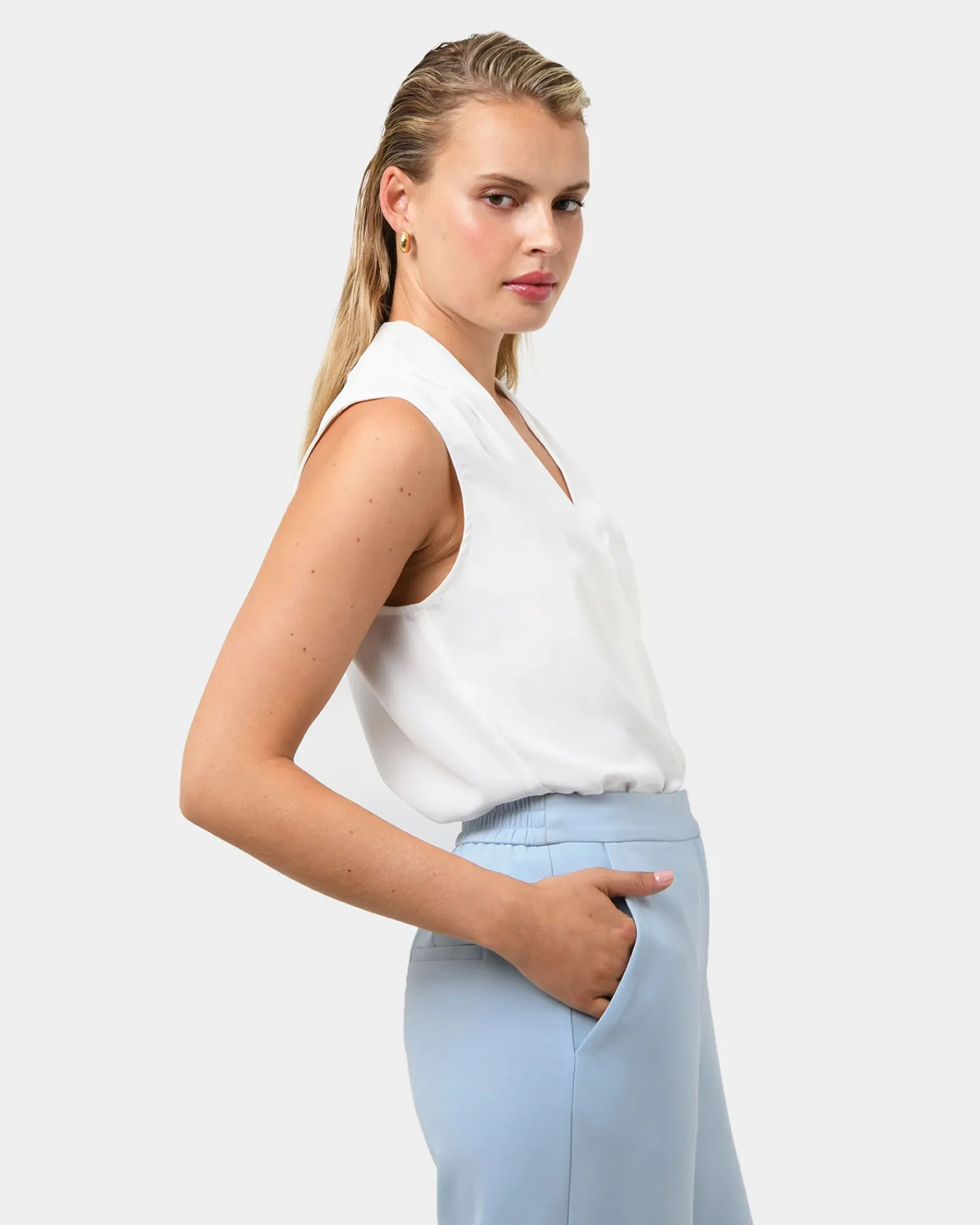 Forcast Alivia 2 V-neck Top* T-Shirts & Tops|Work Tops