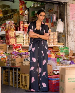 Forcast Felicia Satin Elastic Pants* High-Waisted Pants|Wide-Leg Pants