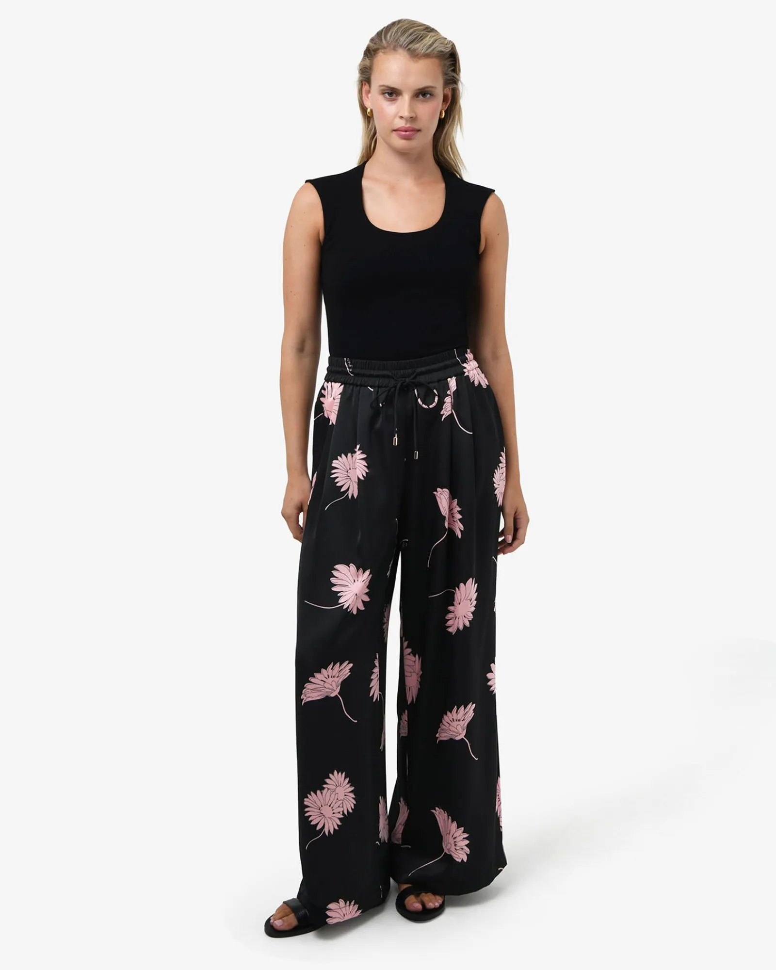 Forcast Felicia Satin Elastic Pants* High-Waisted Pants|Wide-Leg Pants