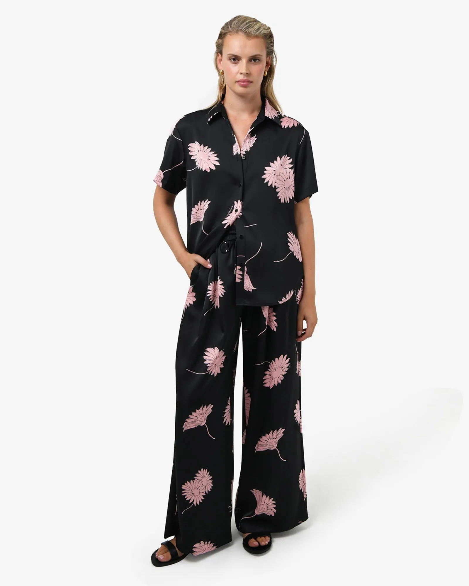 Forcast Felicia Satin Elastic Pants* High-Waisted Pants|Wide-Leg Pants