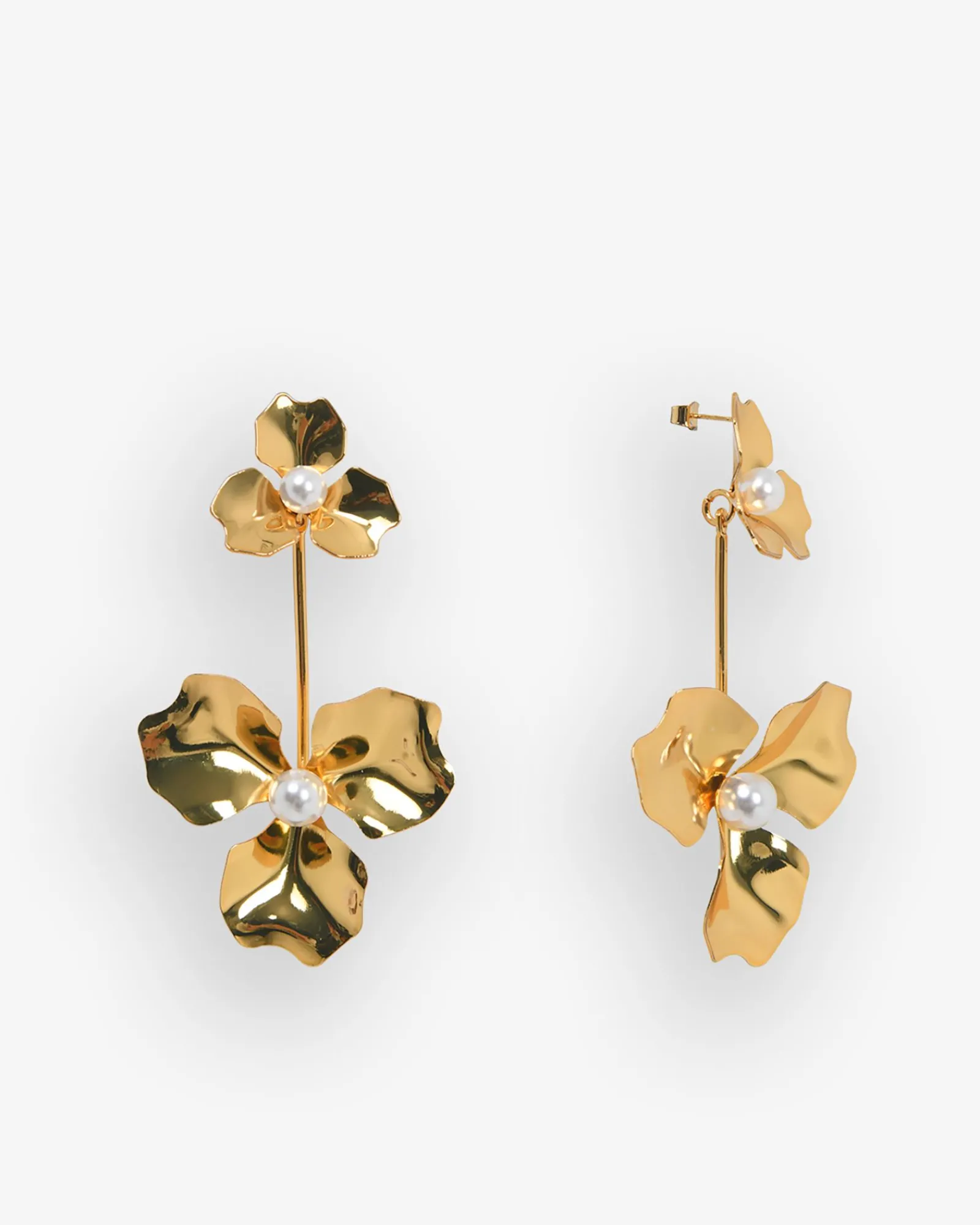 Forcast Magnolia Bold Floral Earrings* Earrings