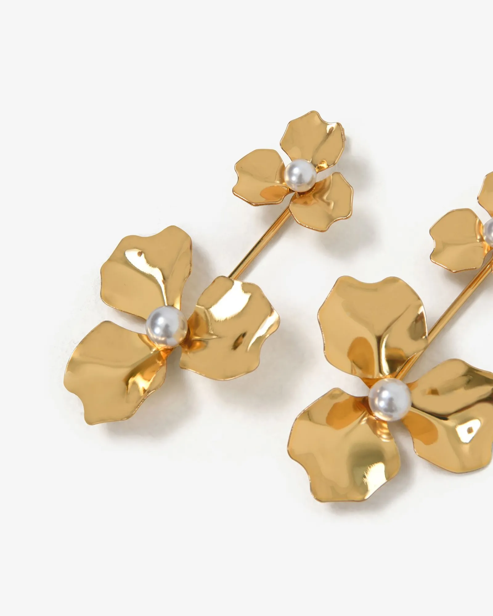 Forcast Magnolia Bold Floral Earrings* Earrings