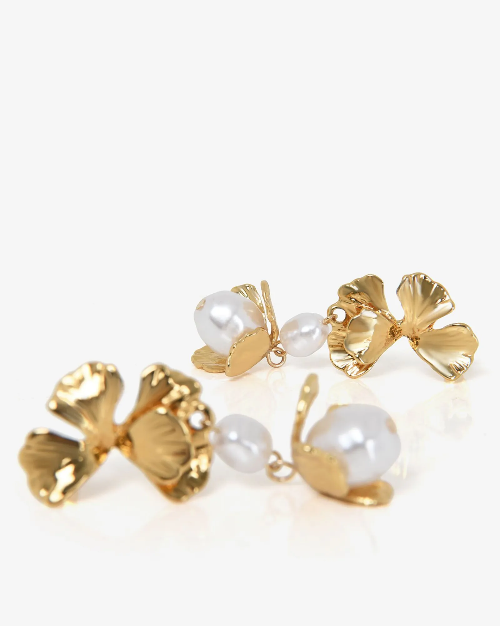 Forcast Magnolia Petal Drop Earrings* Earrings