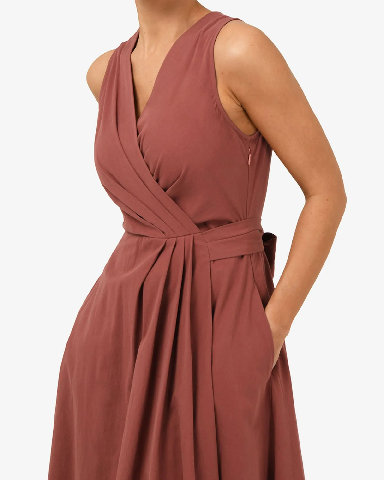 Forcast Nattai Crossover Dress* Conscious|Midi Dresses